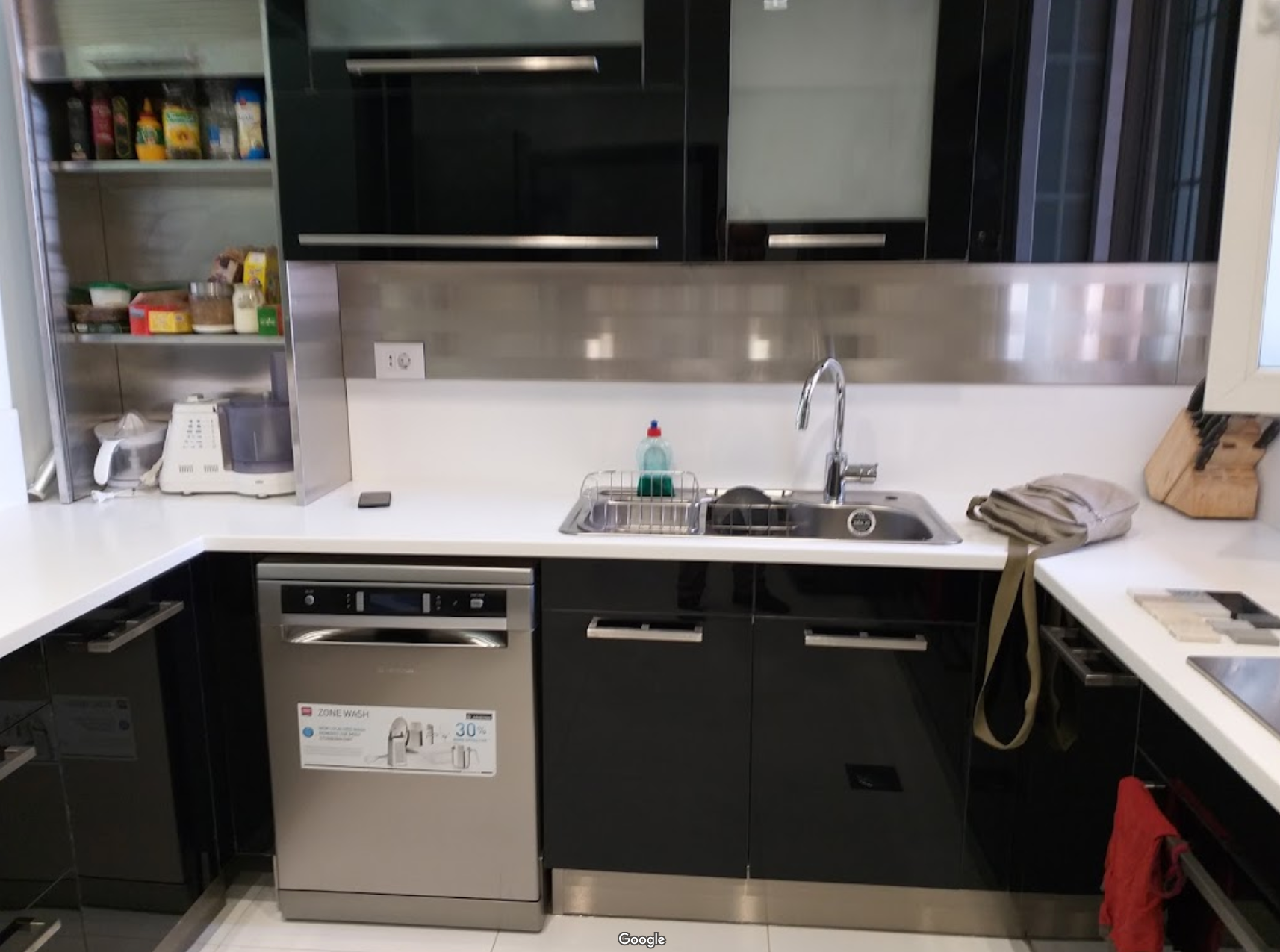 Photo of beautifully arranged food